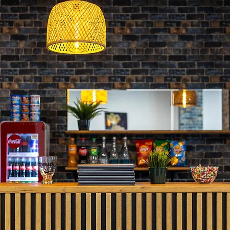 A4 Wroclaw - Bielany 3* Bielany Wrocławskie