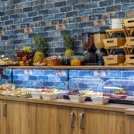 A4 Wroclaw - Bielany 3*