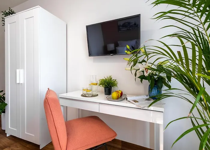 A4 Wroclaw - Bielany 3*