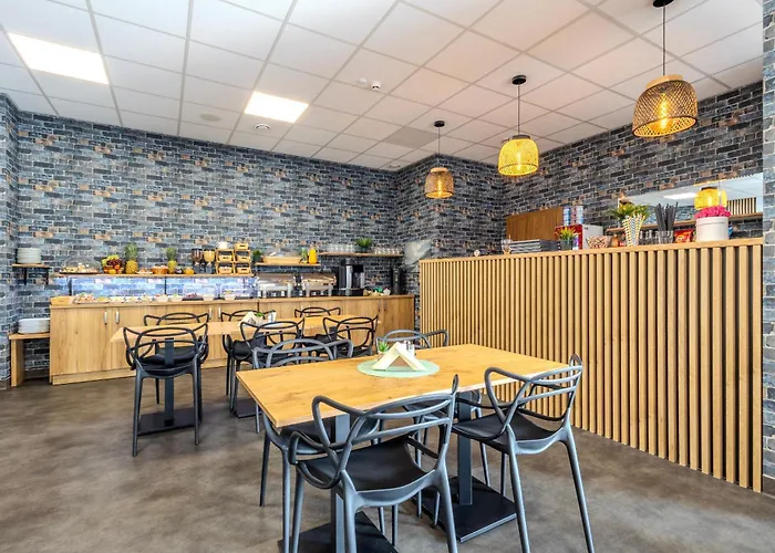 A4 Wroclaw - Bielany Отель